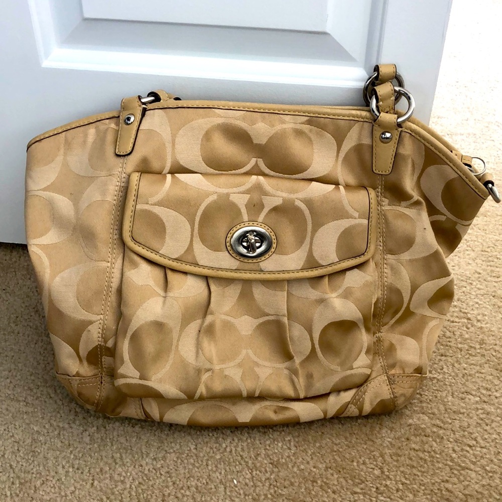 Coach bag - gold